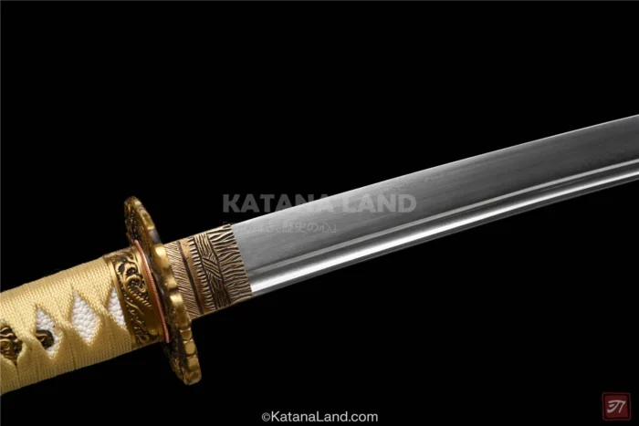 Shinmura no Kaze sword showcasing traditional craftsmanship