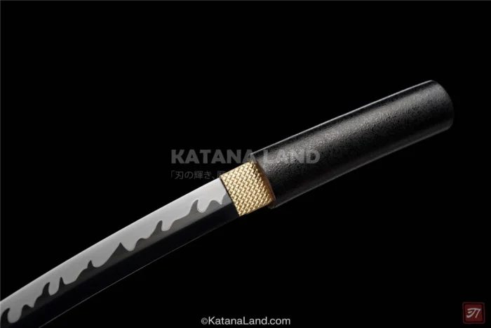 High-quality samurai katana with Hamon