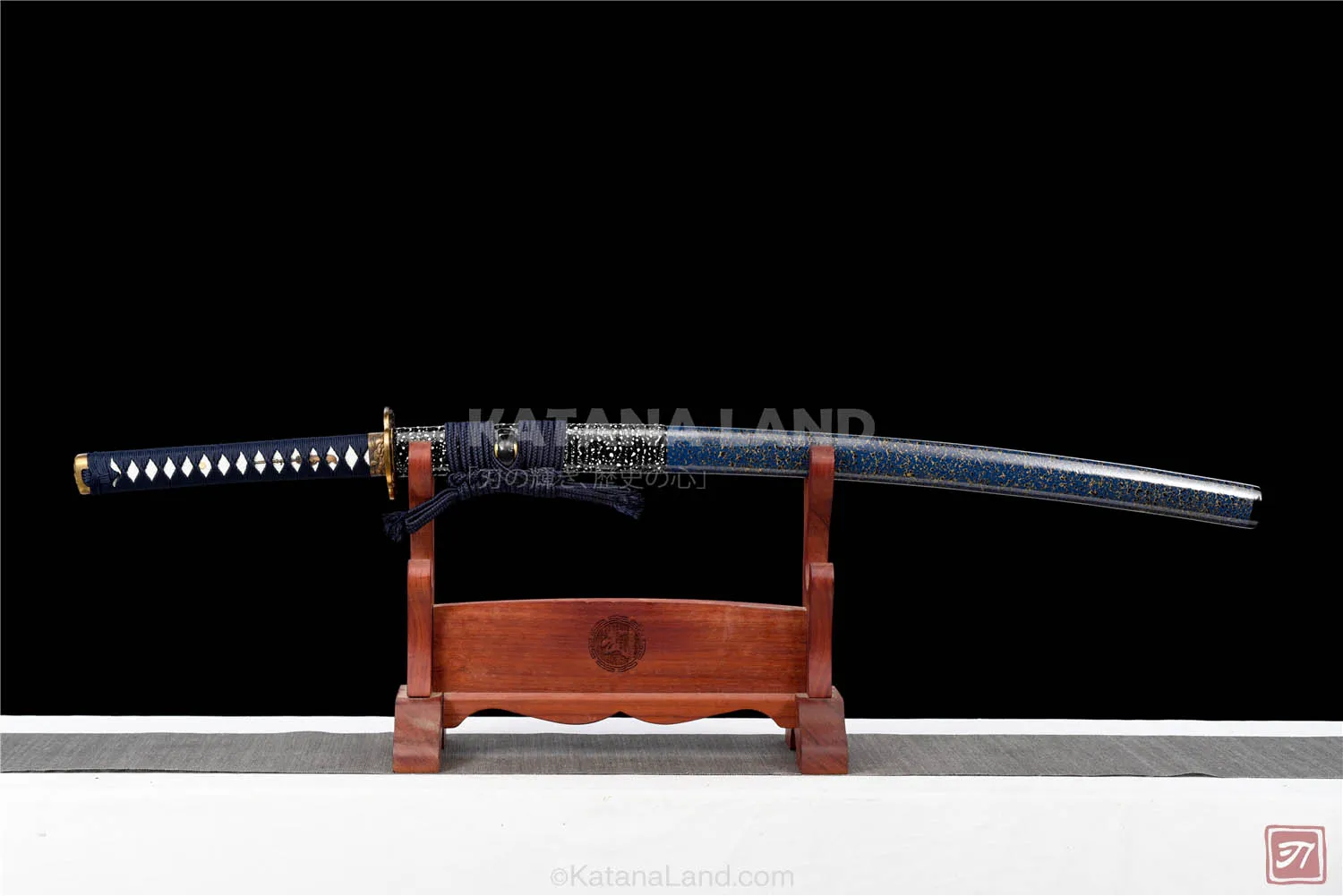 Kaze no Shōri katana with Damascus steel blade