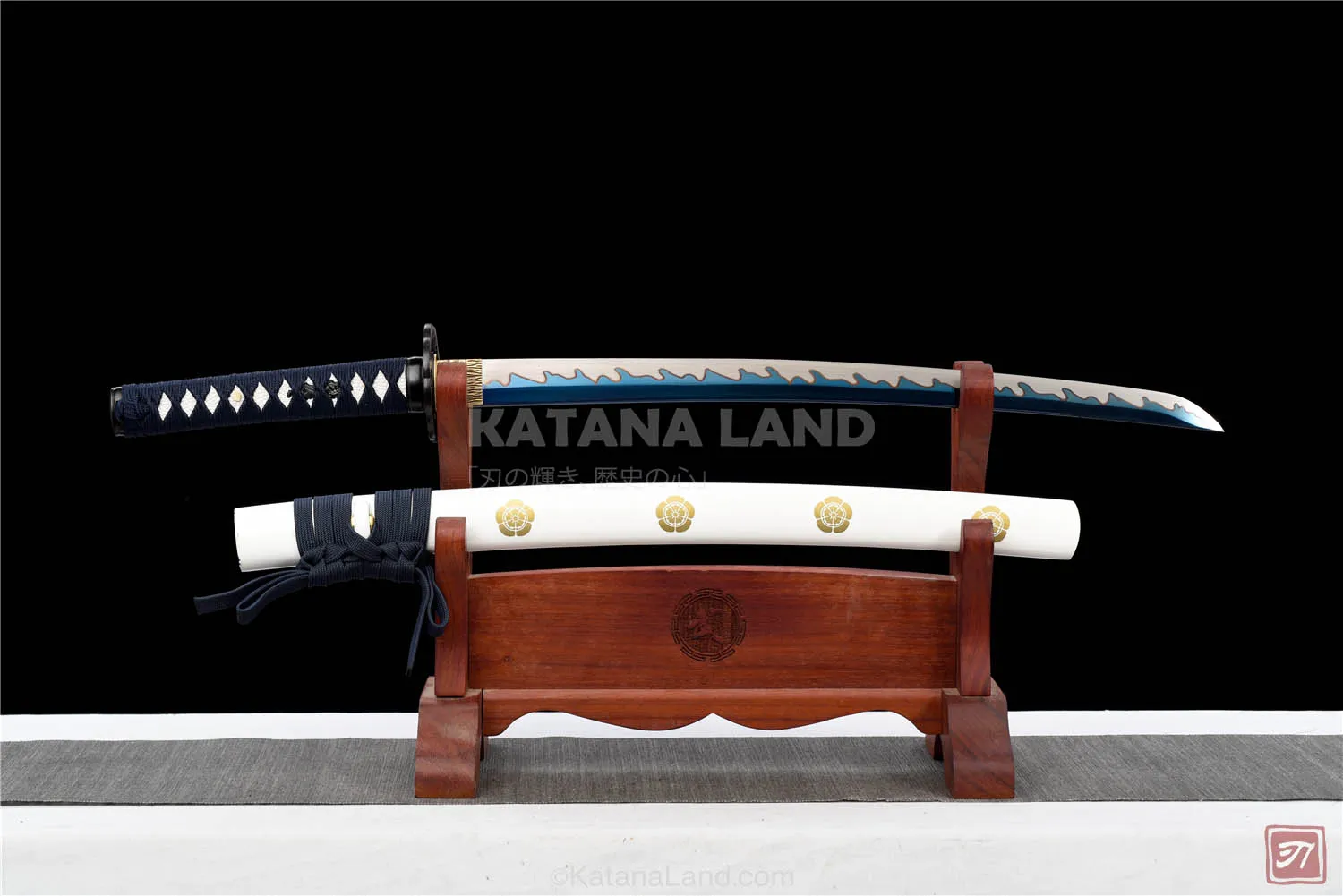 White Hamon Katana for Collectors