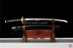 Black samurai katana featuring a mirror finish