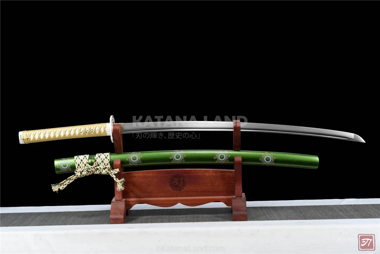 Gold Samurai Katana Featuring BO-HI