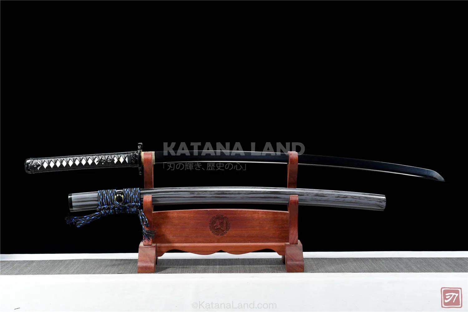 Gray Samurai Katana with BO-HI Feature