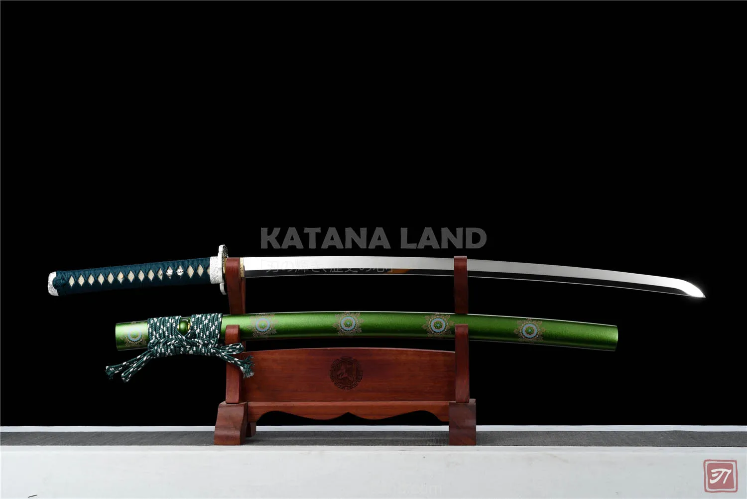 Green Samurai Katana with Mirror Finish