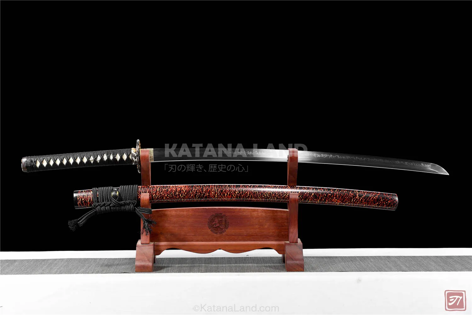 Black Samurai Katana Featuring Unique Hamon