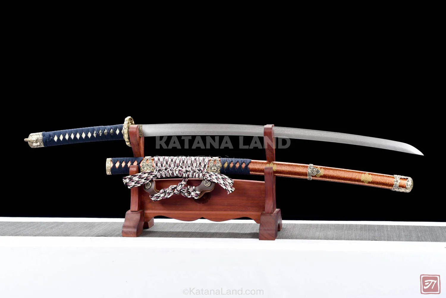 Red samurai katana featuring Hamon