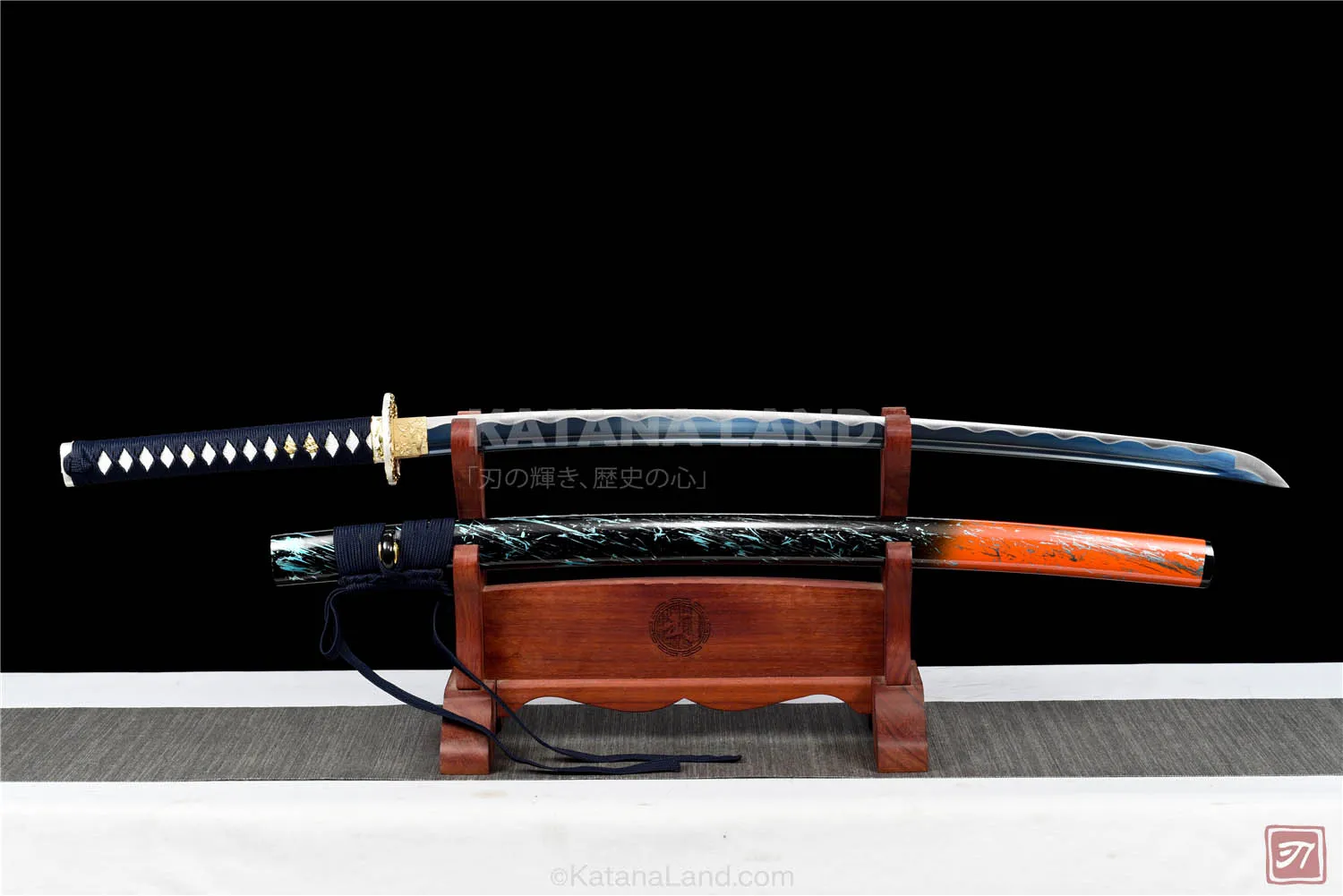 Black Samurai Katana with Hamon Pattern