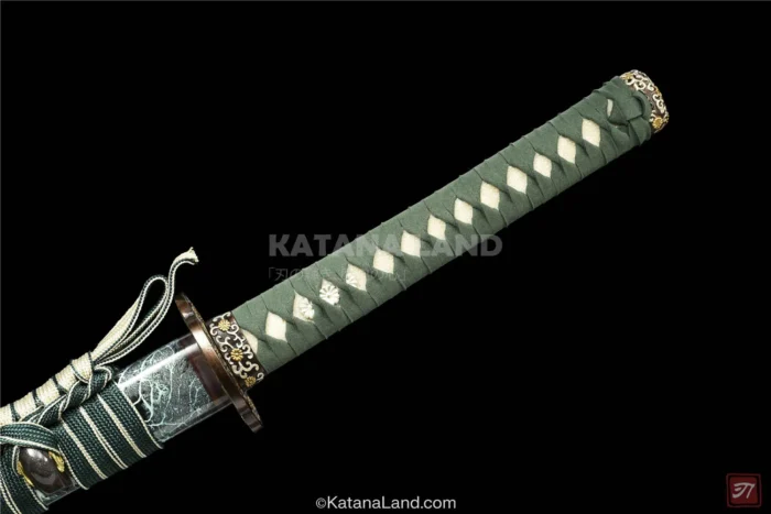 Unique design of Aoi Kage samurai katana