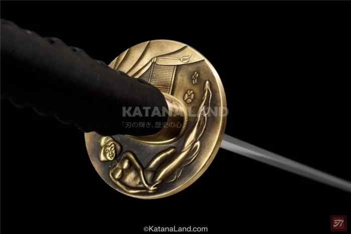 Hamon design on Damascus Steel katana