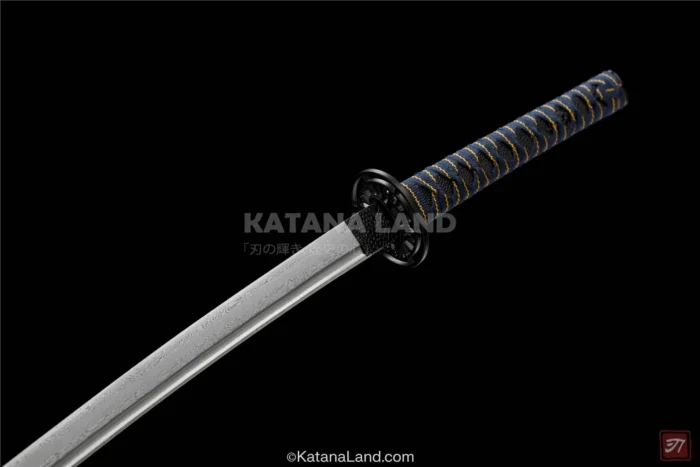 Durable Damascus steel katana for martial arts