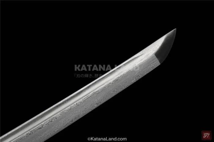 Samurai katana with stunning Hamon finish