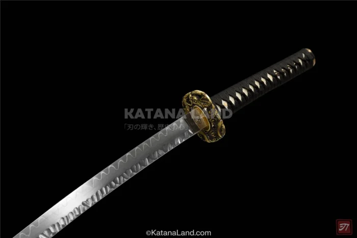 Traditional Shinryūin Katana with modern appeal
