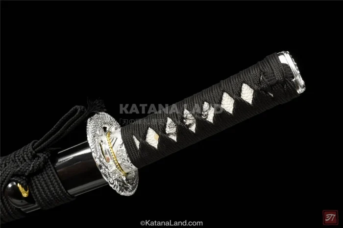 Functional and decorative Shoryu Tanto katana
