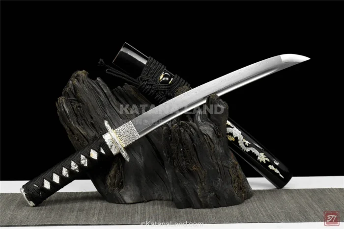Hamon detail on Shoryu Tanto katana