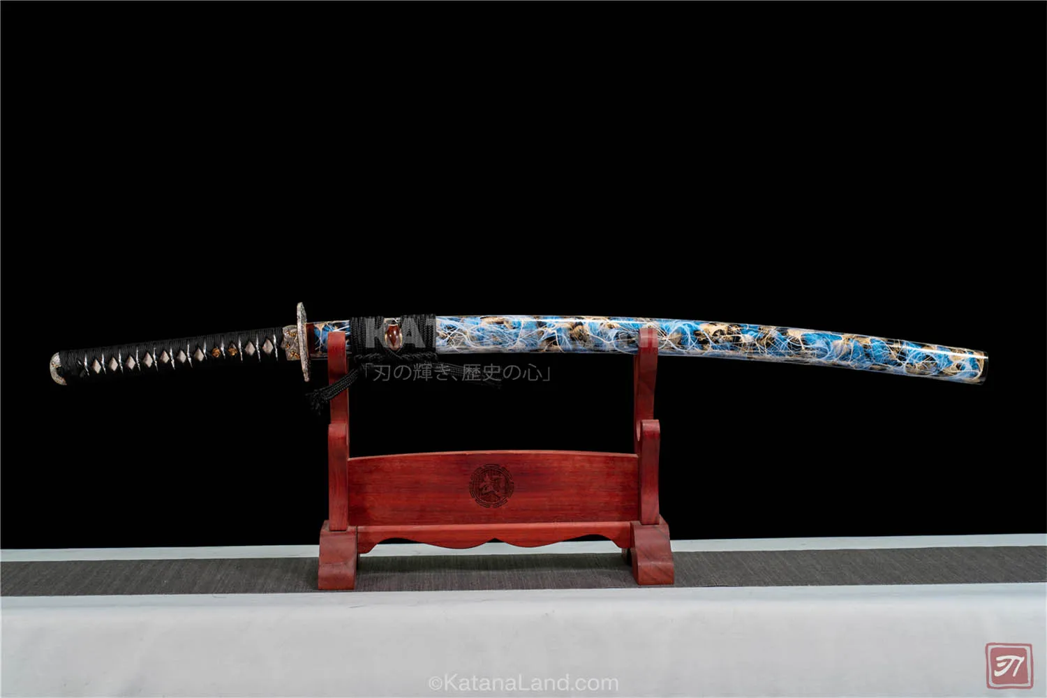 Kage no Tsurugi Katana with Damascus steel blade