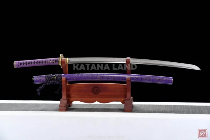 T10 Steel Katana Sword Featuring Unique Hamon