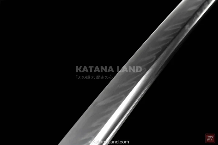 Azure Ryuu Katana with Traditional Design