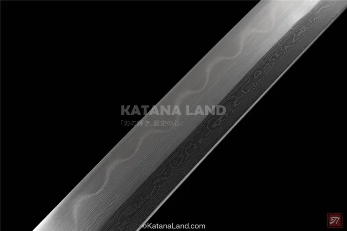 Stunning Damascus steel katana swords