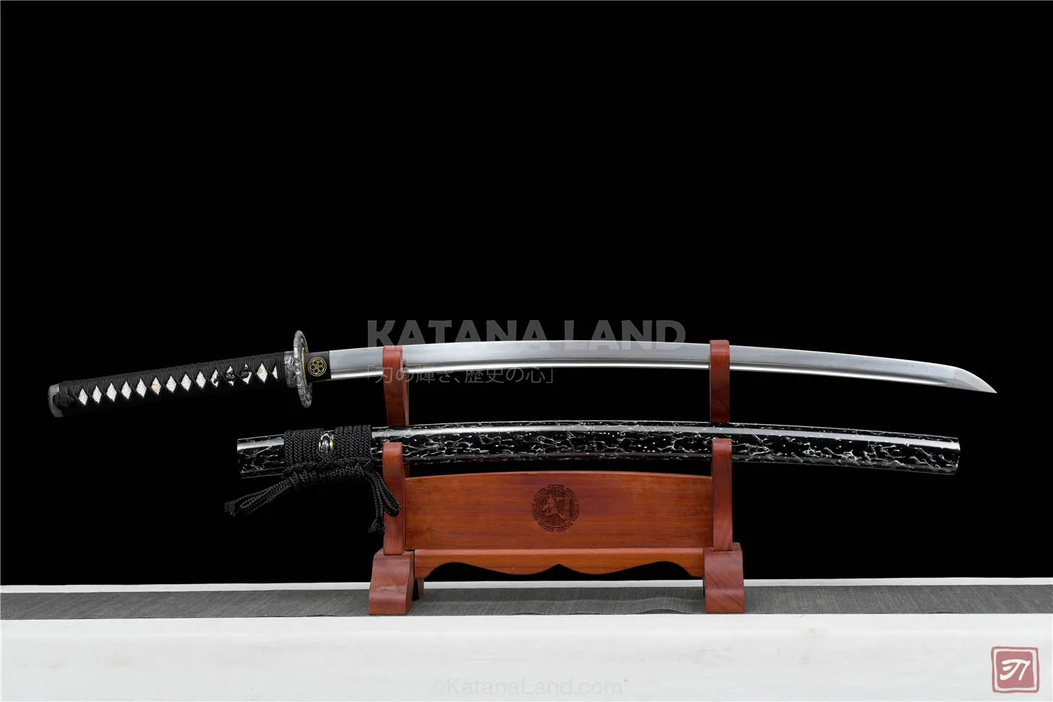 Black katana sword featuring BO-HI design