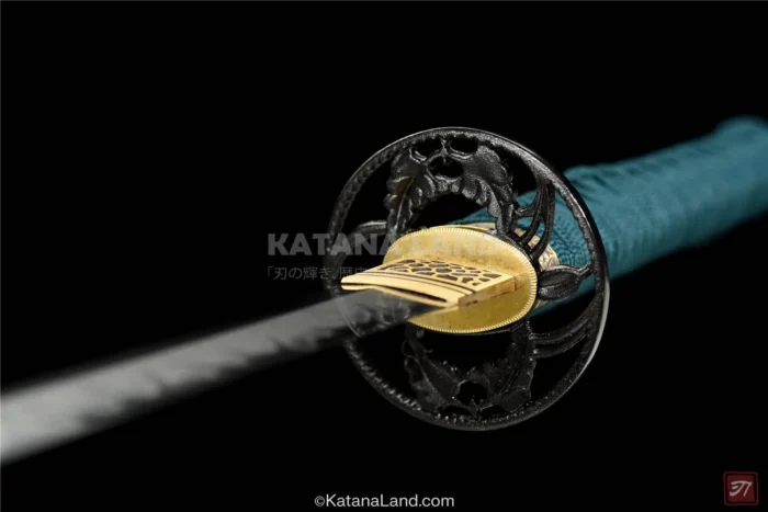 Kaze no Kiba – the ultimate Damascus steel katana