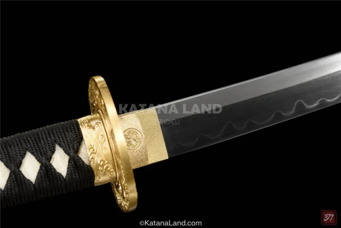 Kage no Senki black katana with unique features